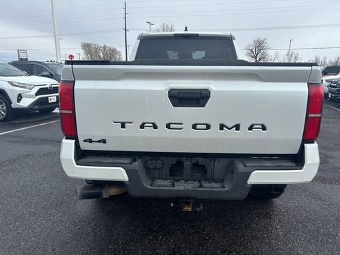 Used 2024 Toyota Tacoma TRD Sport image 2