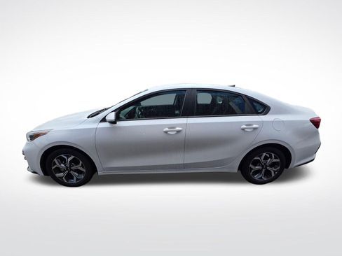 Used 2021 Kia Forte LXS FWD image 8