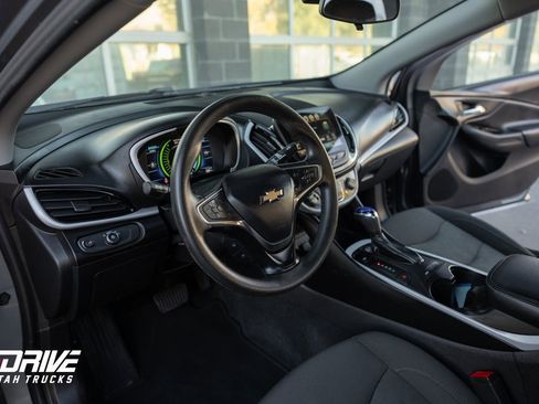 Used 2018 Chevrolet Volt LT image 21
