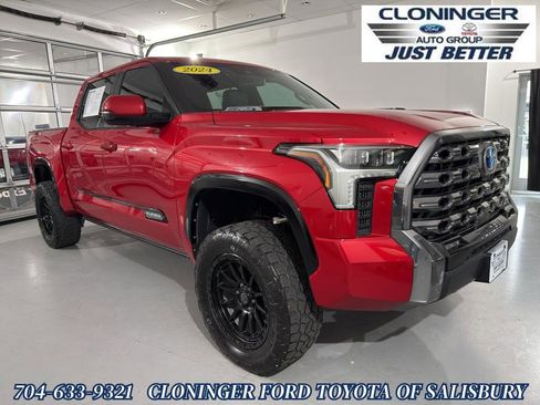 Used 2024 Toyota Tundra Platinum image 1