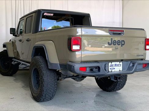 Used 2020 Jeep Gladiator Sport w/ Quick Order Package 24S AWD/4WD image 5