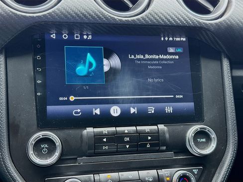 Used 2020 Ford Mustang Coupe w/ Black Accent Package image 11