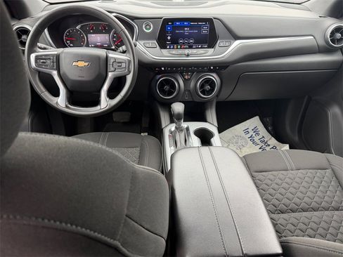 Used 2022 Chevrolet Blazer LT image 10