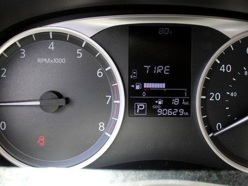 Used 2023 Nissan Kicks S image 26