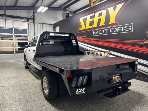 Used 2024 RAM 3500 SLT w/ Quick Order Package 2YG SLT AWD/4WD image 13