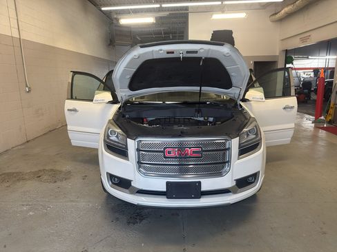 Used 2015 GMC Acadia Denali AWD/4WD image 10
