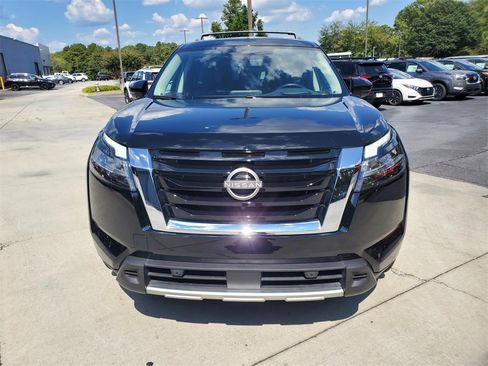 Certified 2024 Nissan Pathfinder Platinum w/ Cargo Package image 12