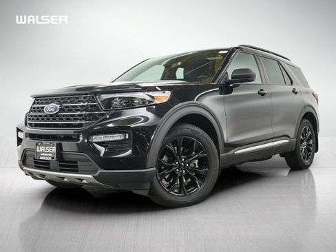 Used 2020 Ford Explorer XLT w/ Equipment Group 202A AWD/4WD image 1