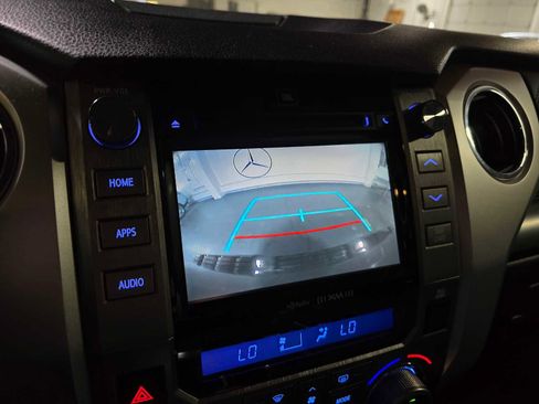 Used 2019 Toyota Tundra Platinum AWD/4WD image 32