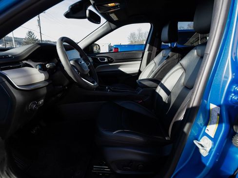 Used 2026 Jeep Compass Limited image 28