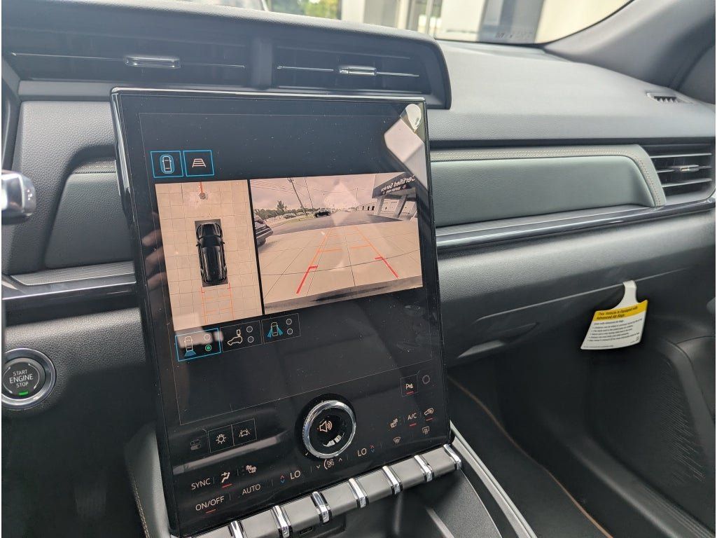 New 2026 GMC Terrain AT4 w/ Technology Package II AWD/4WD image 21