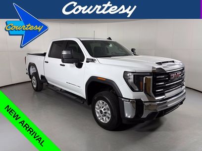 Used 2024 GMC Sierra 2500 Pro w/ Convenience Package