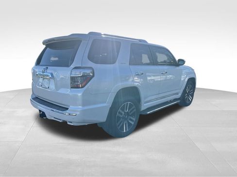 Used 2018 Toyota 4Runner Limited image 7
