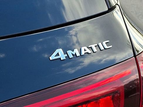 Used 2022 Mercedes-Benz GLE 350 4MATIC w/ Premium Package image 38