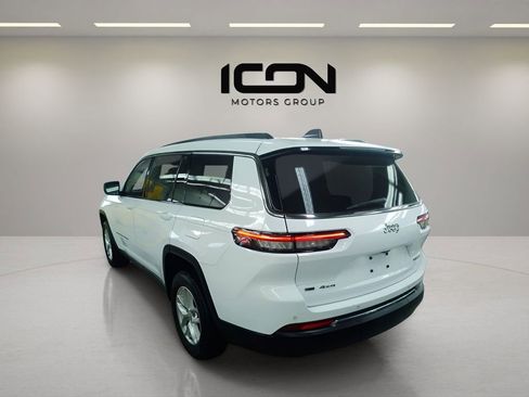 Used 2022 Jeep Grand Cherokee L Laredo w/ Luxury Tech Group I image 2