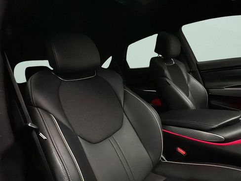 Certified 2023 Genesis GV70 2.5T Sport Prestige w/ Sport Prestige Package AWD/4WD image 17