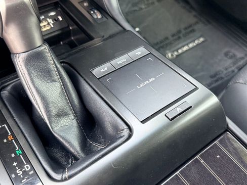 Used 2023 Lexus GX 460 Premium image 23