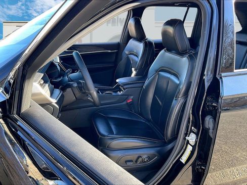 Certified 2024 Jeep Grand Cherokee Limited image 21