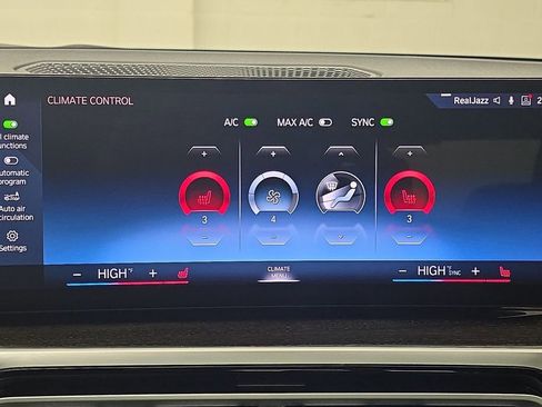 Certified 2023 BMW 330i xDrive Sedan w/ M Sport Package image 20