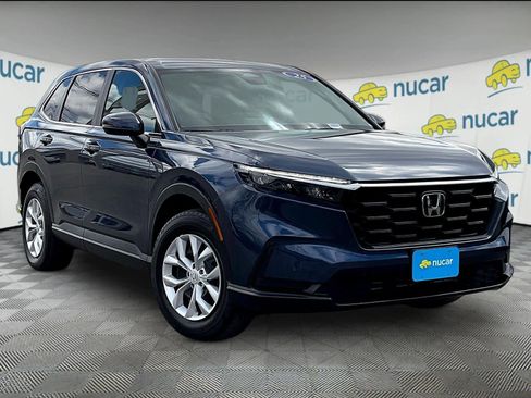 Used 2025 Honda CR-V LX image 1
