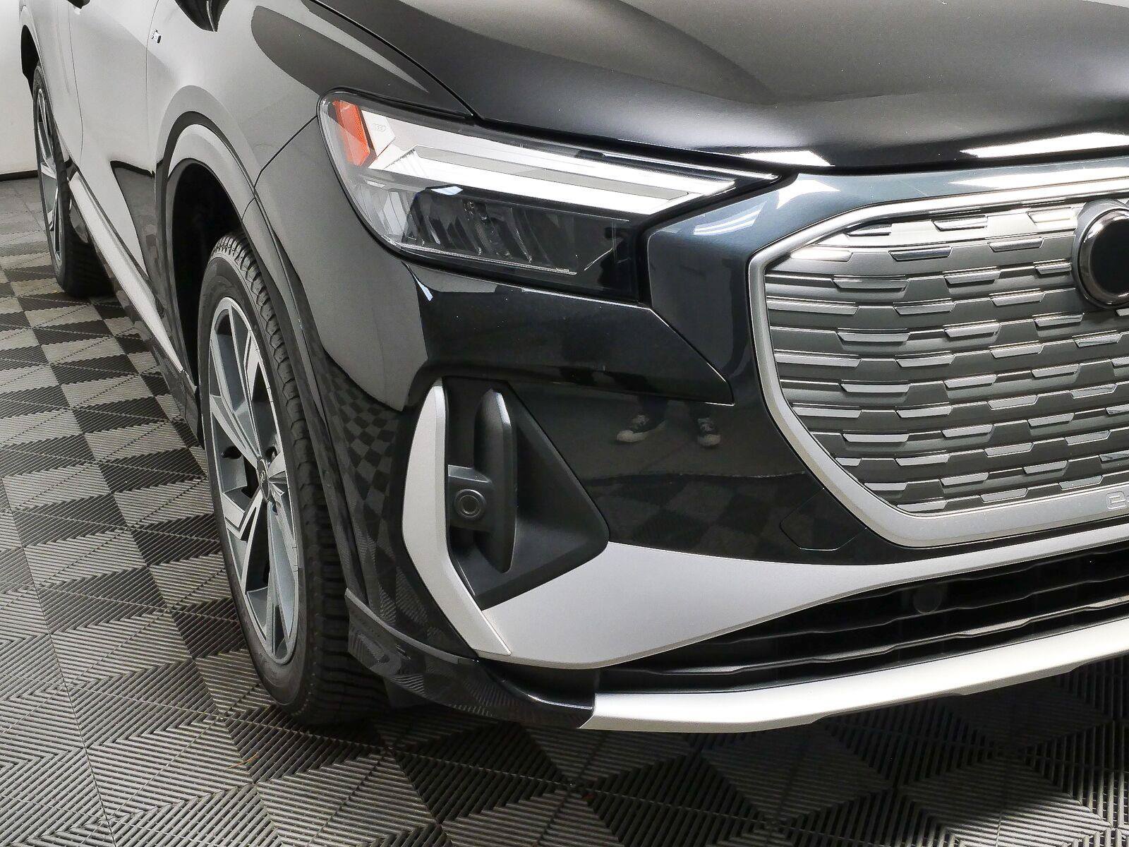 Used 2023 Audi Q4 e-tron Premium Plus w/ Premium Plus AWD/4WD image 39