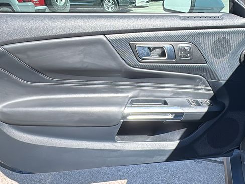 Used 2024 Ford Mustang GT Premium image 11