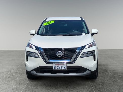 Used 2023 Nissan Rogue SV image 8