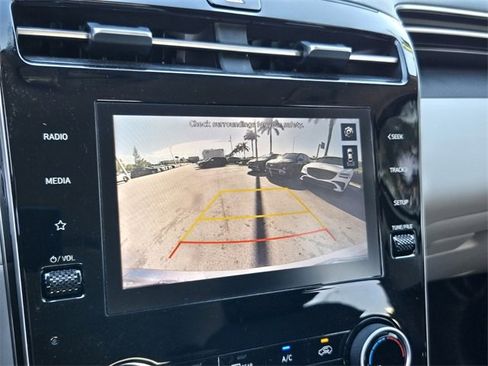 Certified 2022 Hyundai Tucson SEL w/ Winter Package image 21