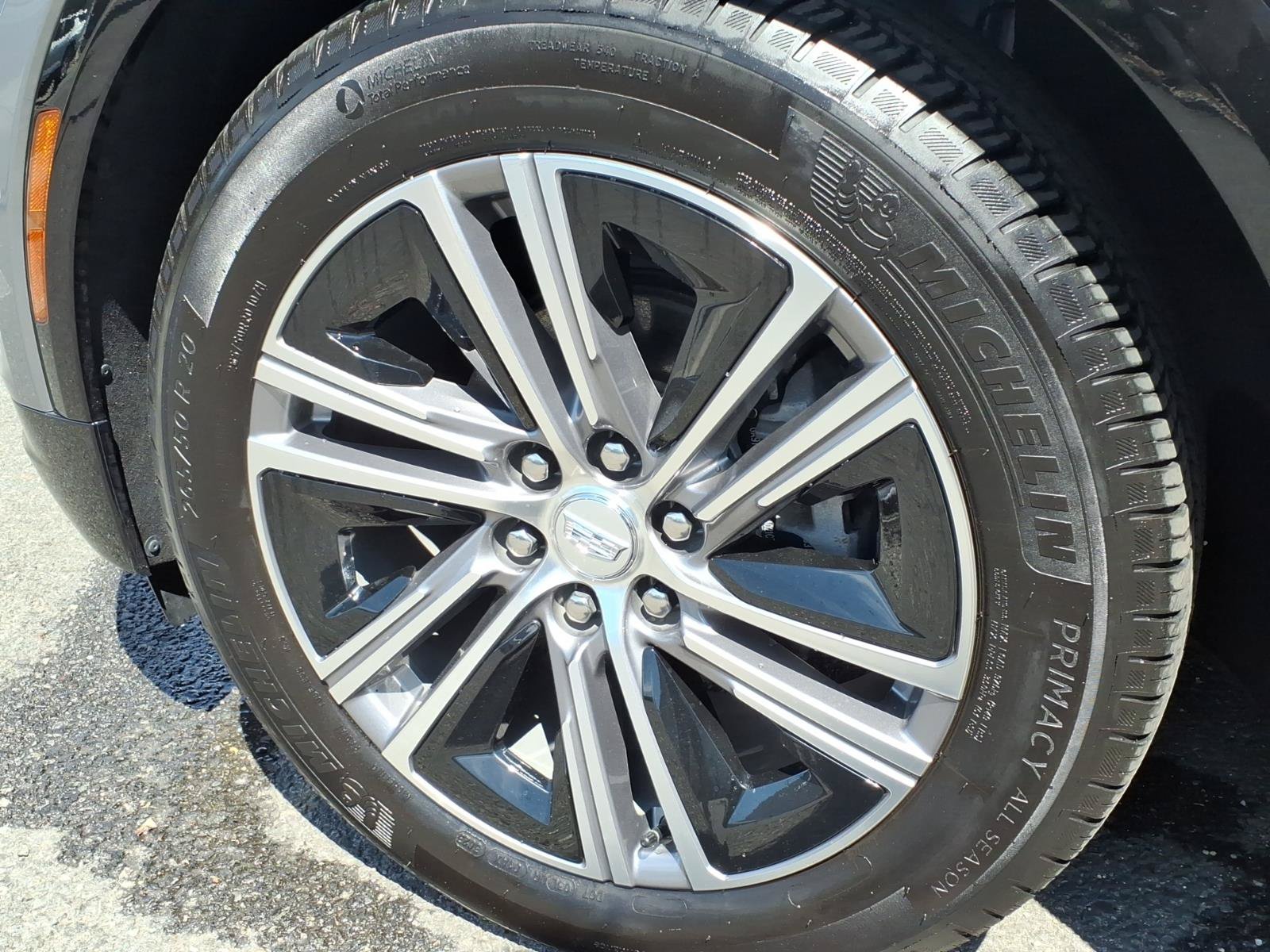 Certified 2024 Cadillac Lyriq Luxury w/ LPO, Floor Liner Package AWD/4WD image 8