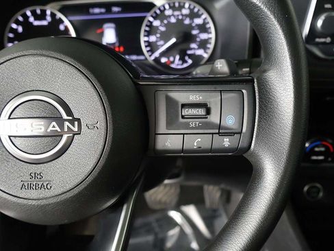 Used 2022 Nissan Rogue SV AWD/4WD image 37