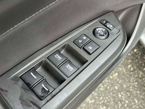 Used 2018 Acura ILX image 18