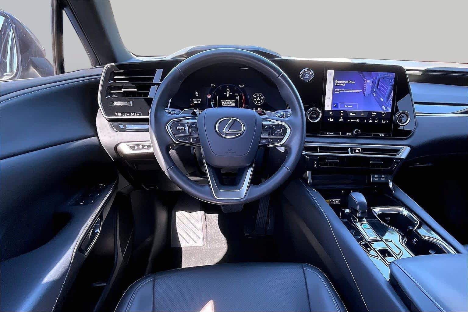 Used 2025 Lexus RX 350 FWD w/ Technology Package image 5