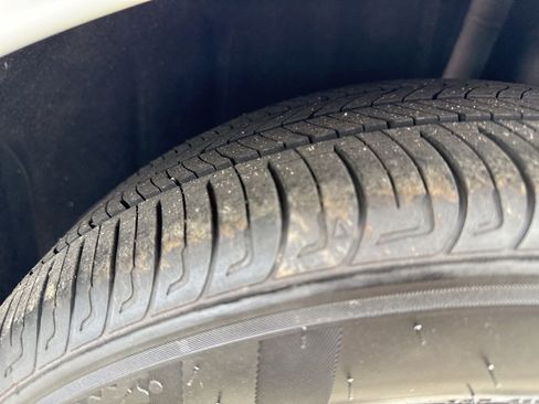 Used 2024 Nissan Versa S w/ S Plus Package image 27