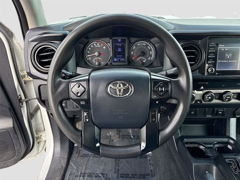 Used 2020 Toyota Tacoma SR image 11