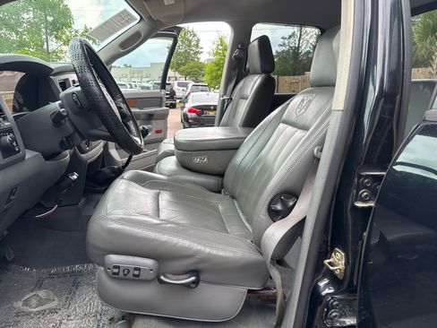 Used 2006 Dodge Ram 3500 Truck Laramie AWD/4WD image 8