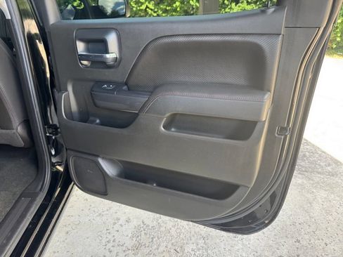 Used 2016 GMC Sierra 1500 SLT w/ All Terrain X Package AWD/4WD image 32