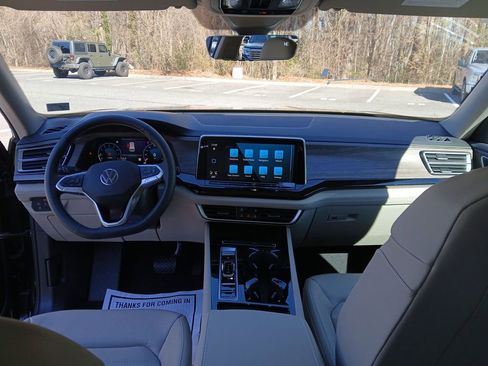 New 2026 Volkswagen Atlas SEL AWD/4WD image 12