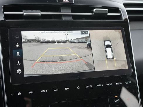 Certified 2024 Hyundai Tucson Limited AWD/4WD image 39