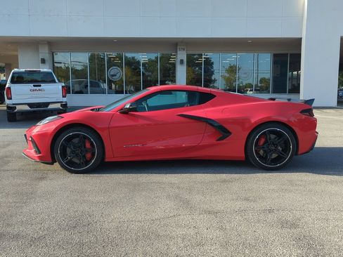 Used 2024 Chevrolet Corvette Stingray Preferred Cpe w/ Z51 Performance Package RWD image 3