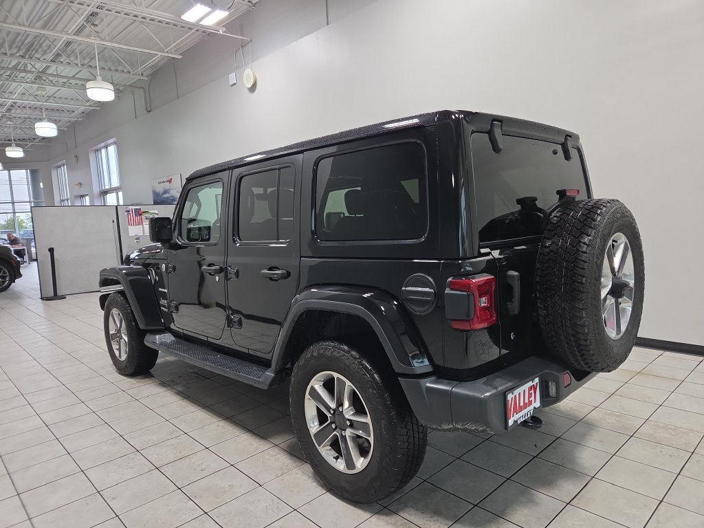 Used 2020 Jeep Wrangler Unlimited Sahara AWD/4WD image 9