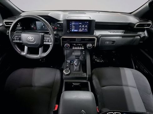 Used 2025 Toyota Tacoma SR w/ SR Upgrade Package AWD/4WD image 16