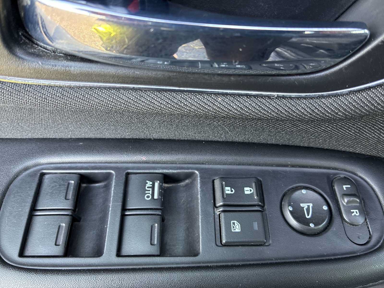 Used 2021 Honda HR-V EX image 15