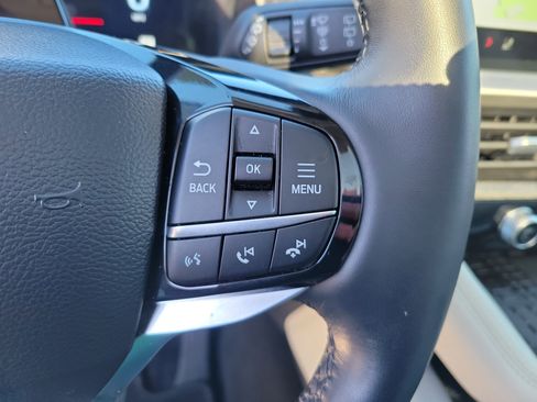 Used 2025 Ford Explorer Platinum w/ Ultimate Package image 15