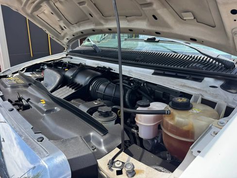 Used 2012 Ford E-350 and Econoline 350 XLT RWD image 40