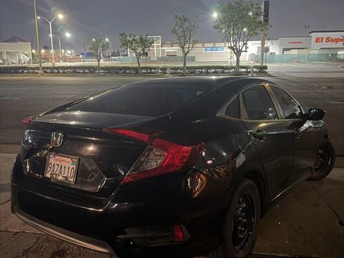 Used 2016 Honda Civic LX image 9