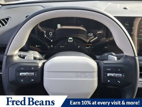 New 2025 Kia K4 GT-Line image 15