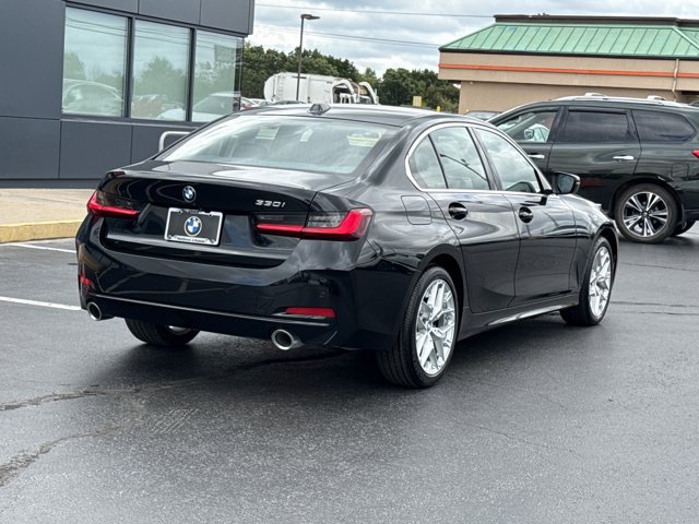 Used 2025 BMW 330i xDrive Sedan AWD/4WD image 3