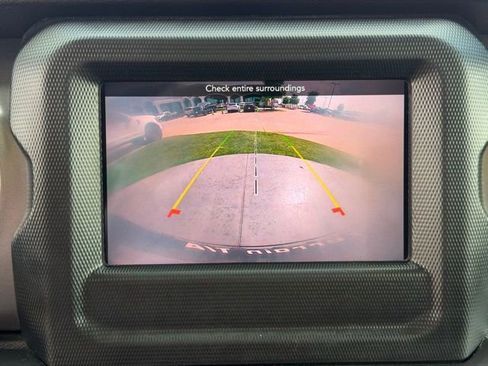 Used 2021 Jeep Wrangler Sport S image 17