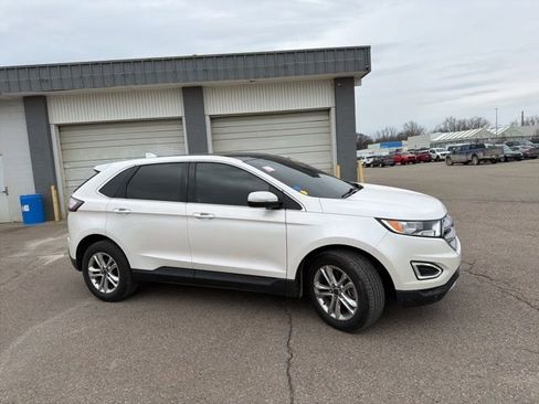 Used 2016 Ford Edge SEL w/ Equipment Group 201A image 5
