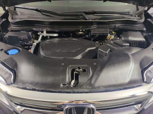 Certified 2021 Honda Pilot Elite image 26